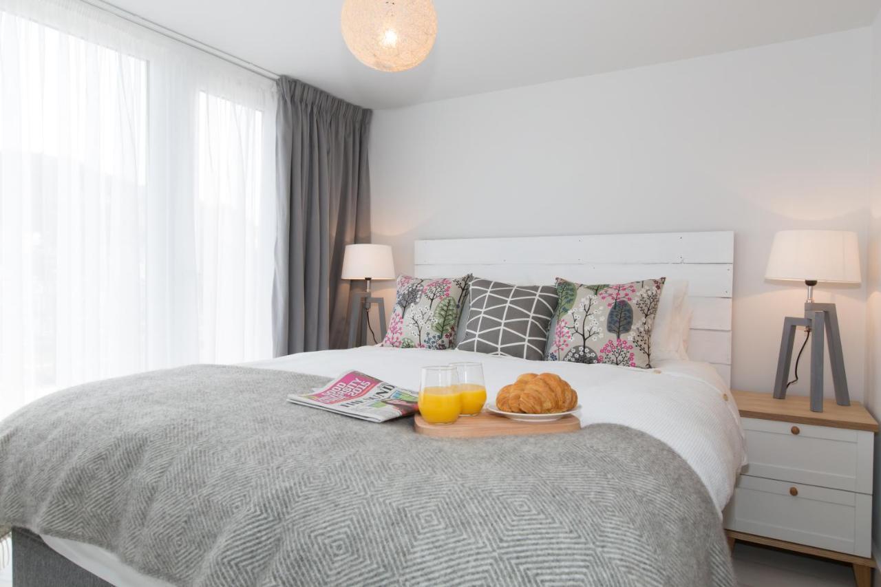 Millendreath Beach Resort Looe Buitenkant foto